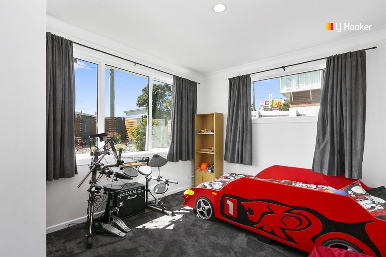 Photo of property in 132 Larnach Road, Waverley, Dunedin, 9013