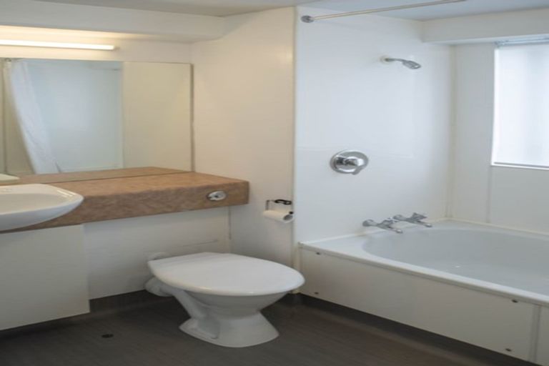 Photo of property in 11-41/54 Hill Street, Thorndon, Wellington, 6011