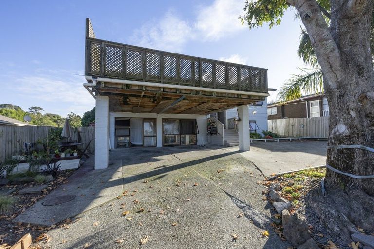 Photo of property in 53 Zita Maria Drive, Massey, Auckland, 0614