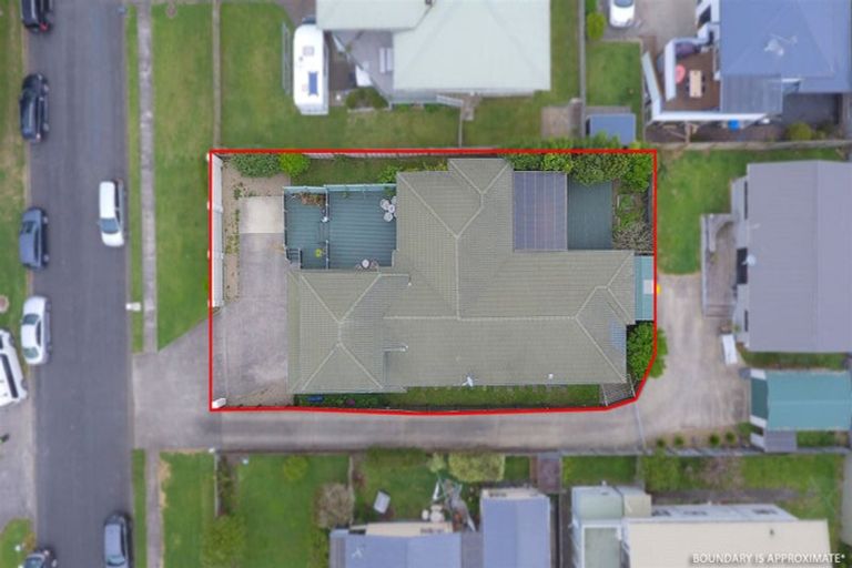 Photo of property in 7 Crispe Road, Clarks Beach, 2122