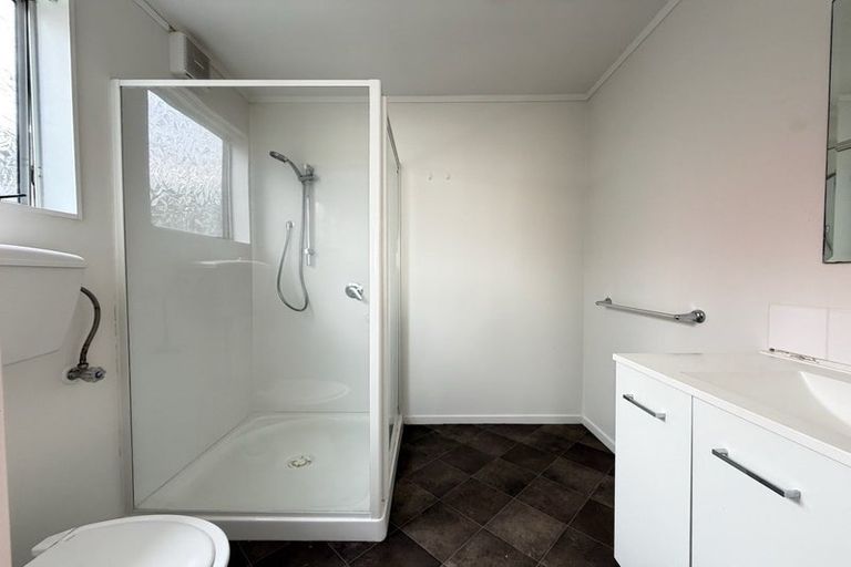 Photo of property in 9-11 Thimble Lane, Whitby, Porirua, 5024