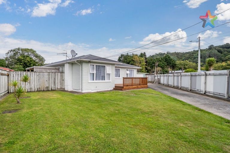 Photo of property in 18 Whitehall Street, Wainuiomata, Lower Hutt, 5014