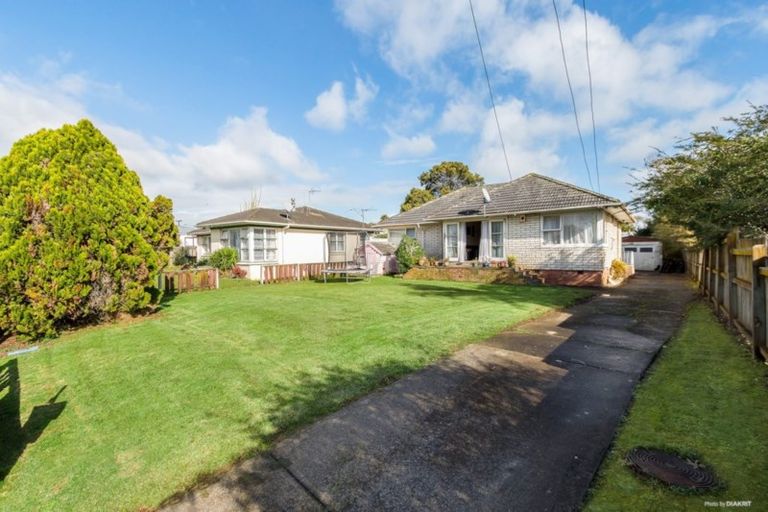 Photo of property in 6 Pandora Place, Pakuranga, Auckland, 2010