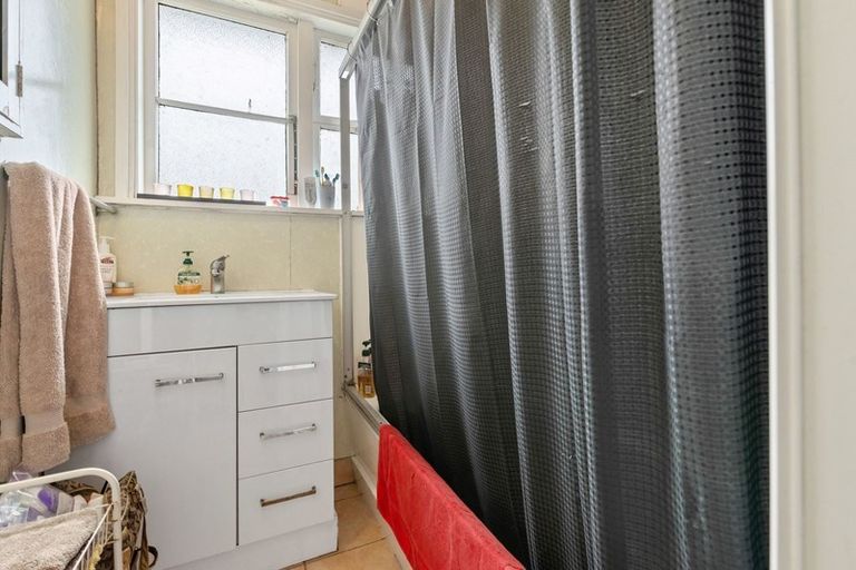 Photo of property in 25 Mahoe Street, Glenholme, Rotorua, 3010