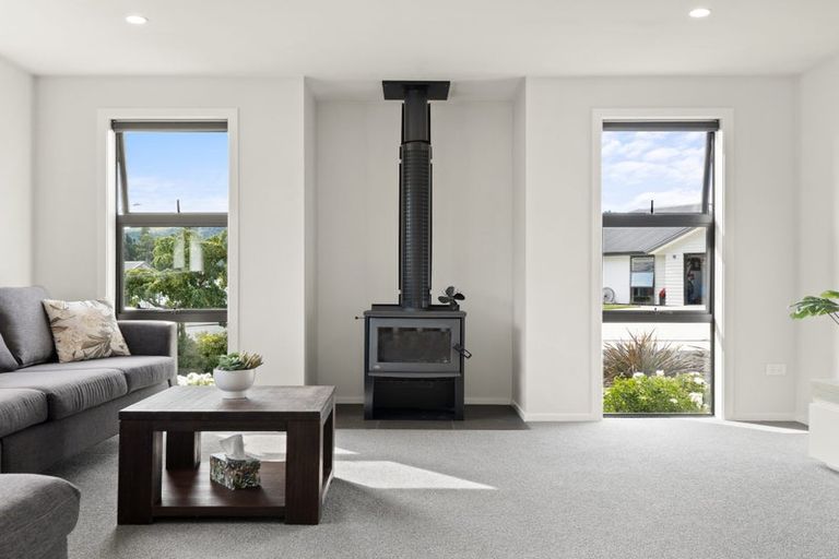 Photo of property in 9 Tate Crescent, Green Island, Dunedin, 9018