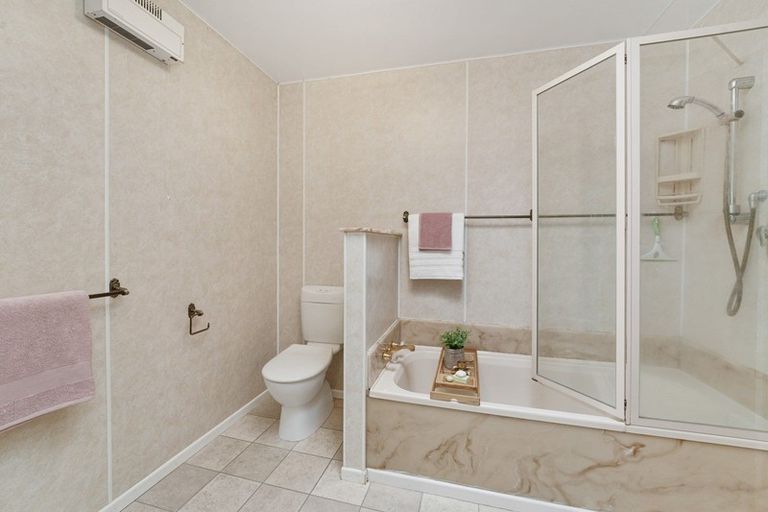 Photo of property in 10 Bell Street, Otaki, 5512