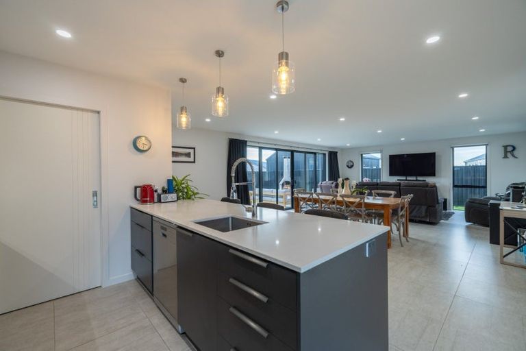 Photo of property in 5 Millar Place, Te Anau, 9679