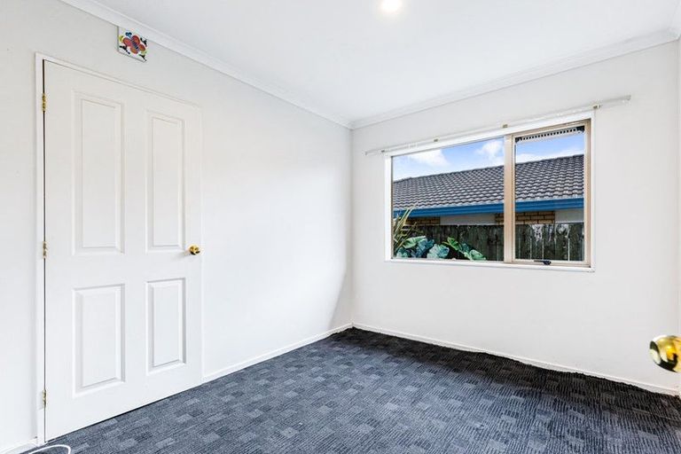 Photo of property in 4 Parkridge Way, Henderson, Auckland, 0612