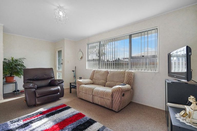 Photo of property in 14 Leslie Place, Deanwell, Hamilton, 3206