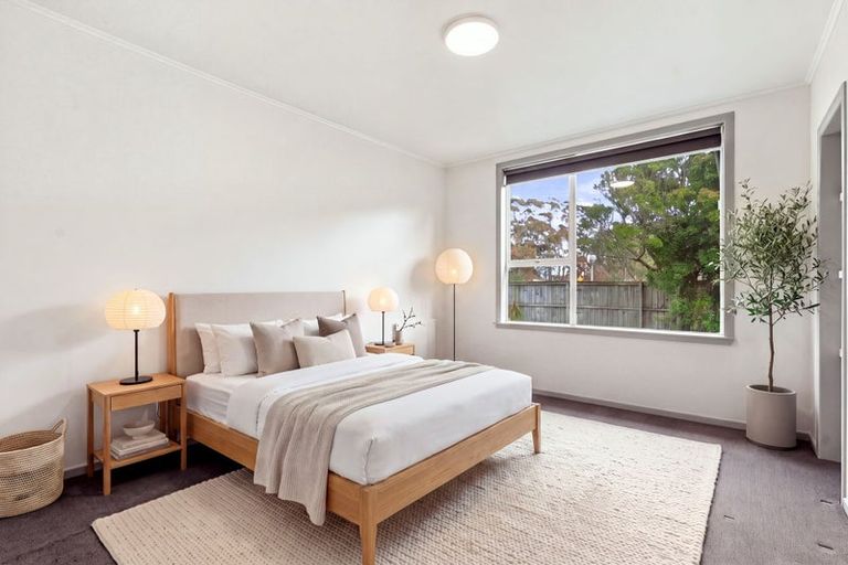 Photo of property in 49 Springs Road, Parakai, 0830