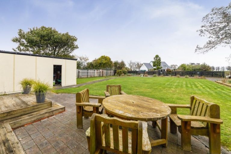 Photo of property in 72 Pukepapa Road, Marton, 4710