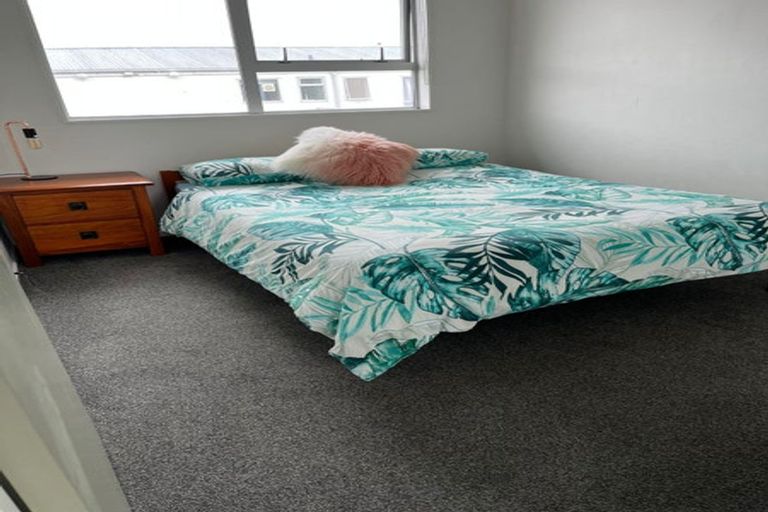 Photo of property in 4/27 Brockworth Place, Riccarton, Christchurch, 8011