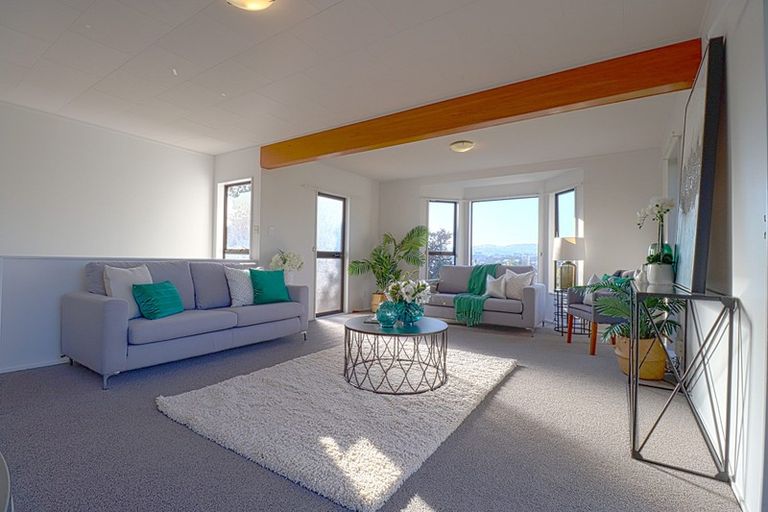 Photo of property in 12 The Yardarm, Whitby, Porirua, 5024