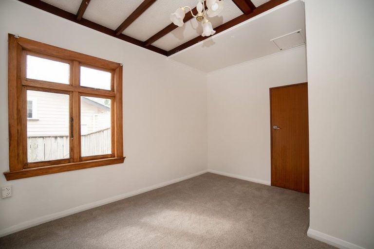 Photo of property in 41 Burns Avenue, Takaro, Palmerston North, 4412