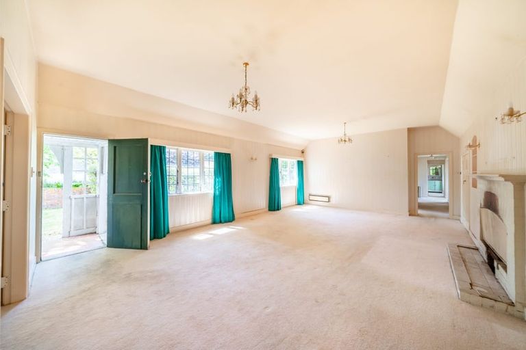 Photo of property in 29 Barton Road, Heretaunga, Upper Hutt, 5018