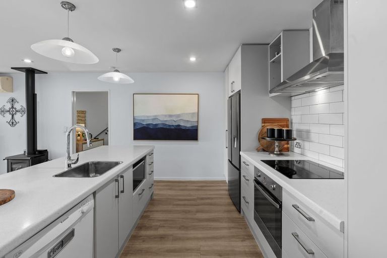 Photo of property in 109 Main Road, Governors Bay, Lyttelton, 8971