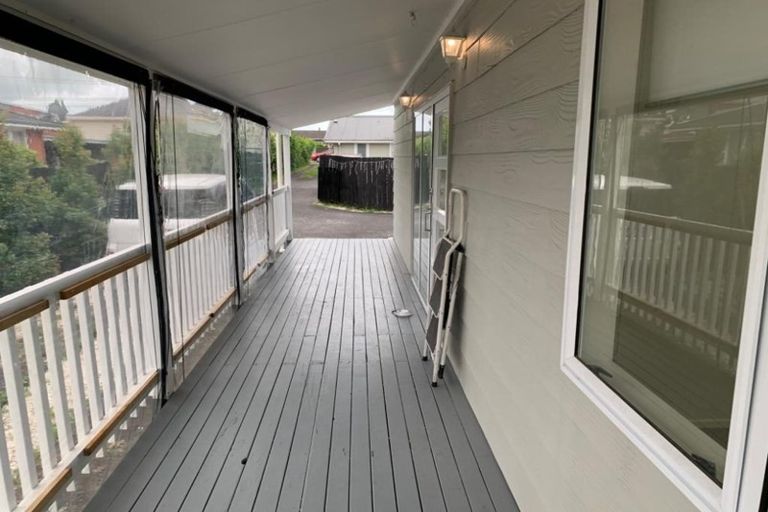 Photo of property in 42a Titirangi Road, New Lynn, Auckland, 0600