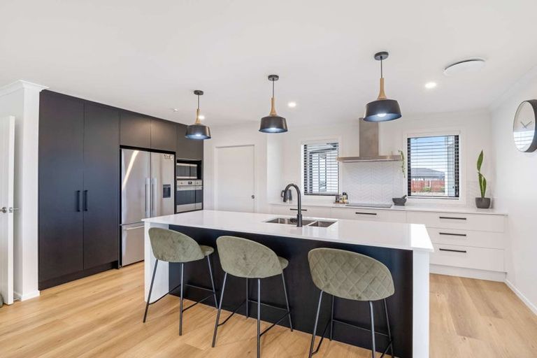 Photo of property in 44 Tirimoana Place, Otamatea, Whanganui, 4501