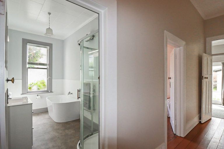 Photo of property in 30 Victoria Avenue, Dannevirke, 4930