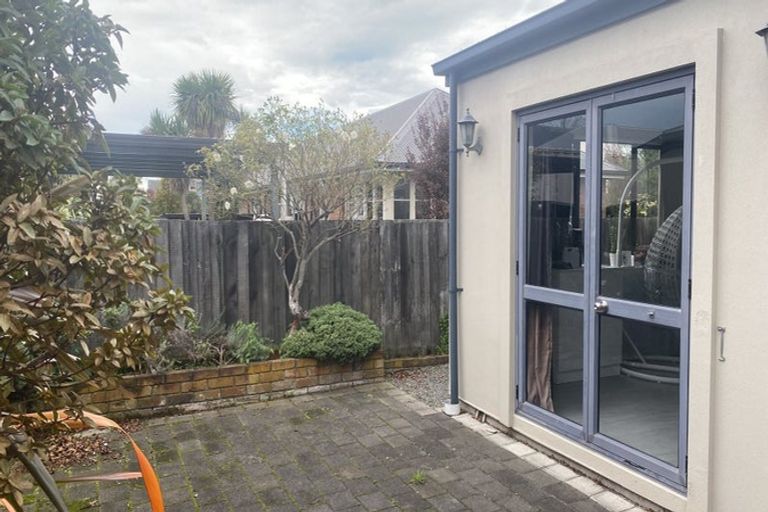 Photo of property in 118a Purchas Street, Edgeware, Christchurch, 8013