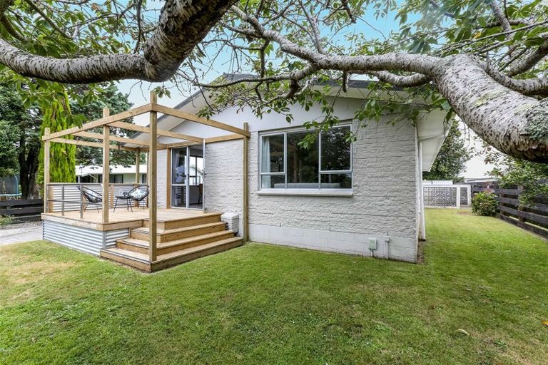 Photo of property in 4 Villa Place, Bell Block, New Plymouth, 4312