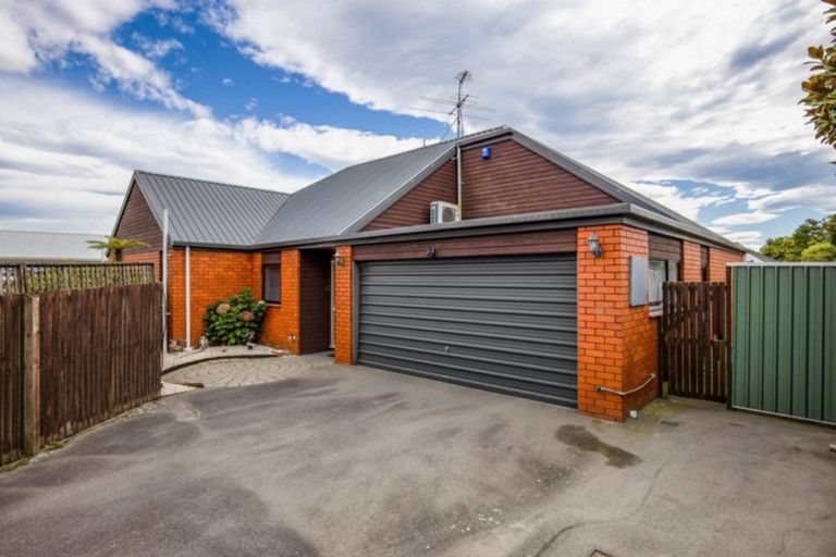 Photo of property in 2/19 Clotilda Place, Bishopdale, Christchurch, 8053
