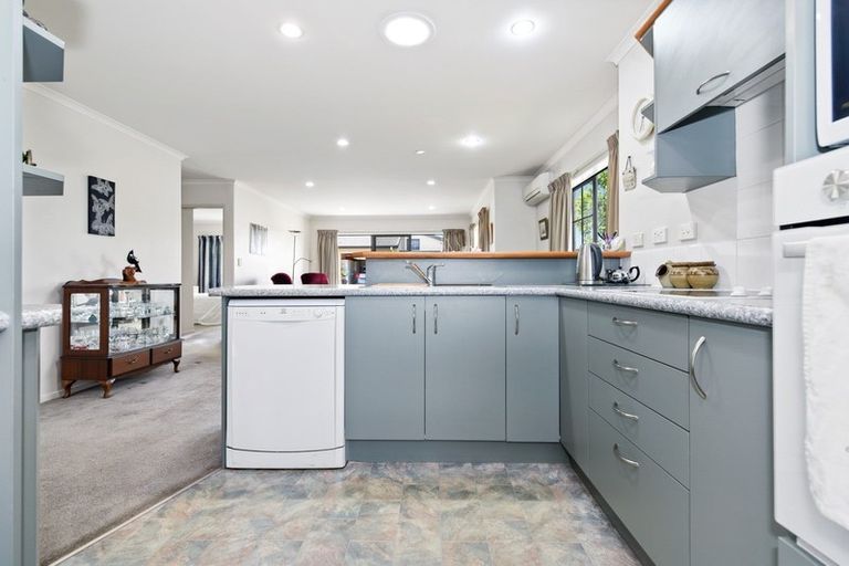 Photo of property in Bramley Gardens, 27/3 Turnbury Court, Rototuna, Hamilton, 3210