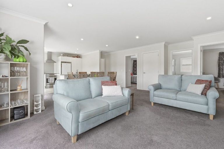 Photo of property in 11 Rochfort Crescent, Pyes Pa, Tauranga, 3112