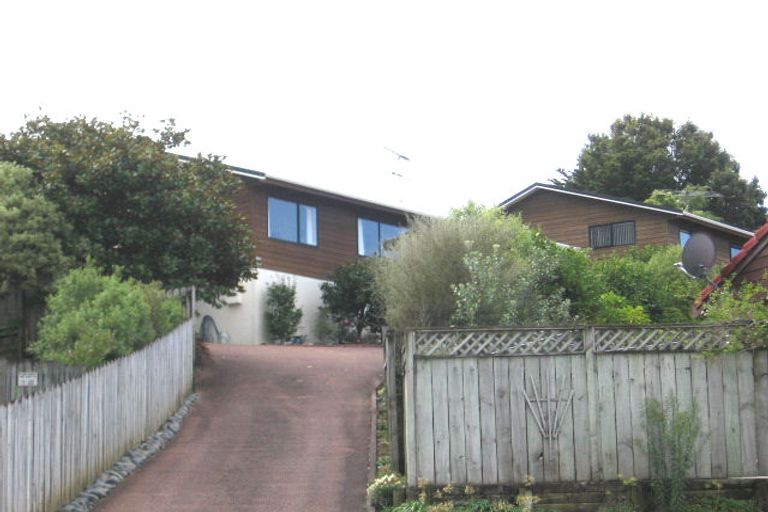 Photo of property in 2/87 Nigel Road, Browns Bay, Auckland, 0630