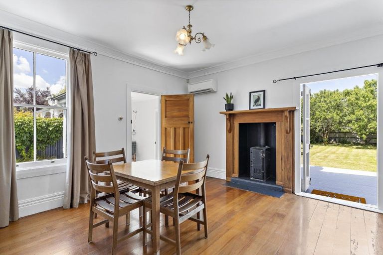 Photo of property in 14 Grey Street, Martinborough, 5711