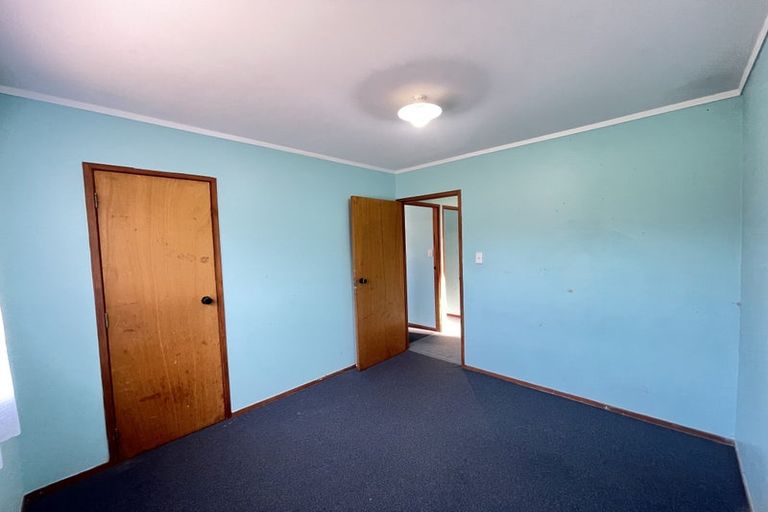 Photo of property in 34 Glenbervie Crescent, Massey, Auckland, 0614