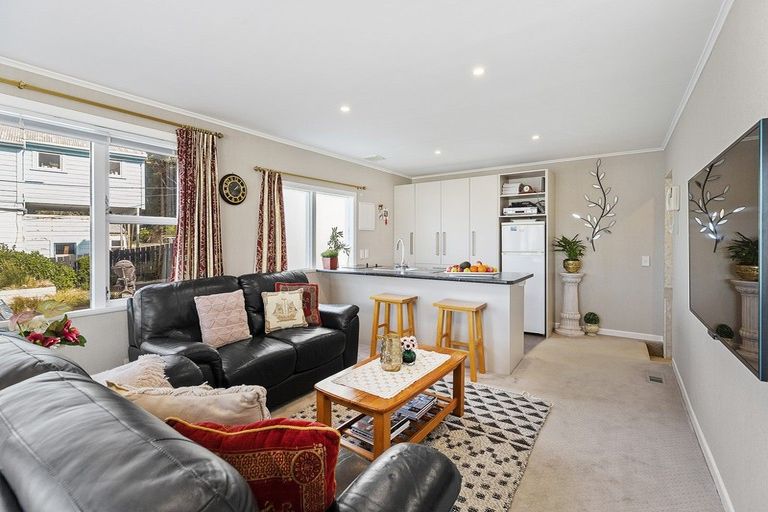 Photo of property in 26 Ferry Street, Seatoun, Wellington, 6022