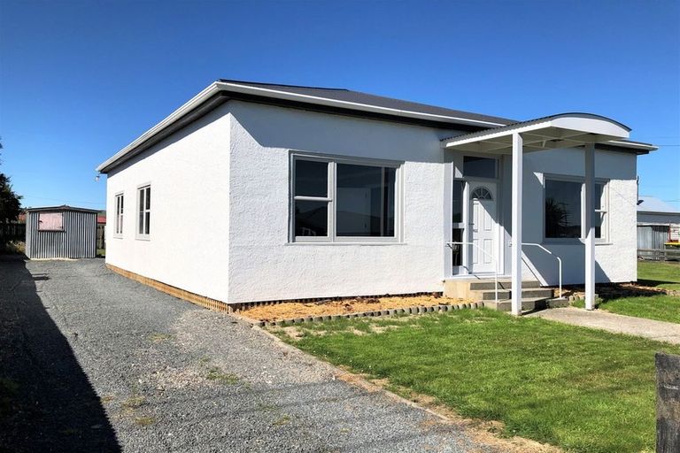 Photo of property in 23 Argyle Street, Balclutha, 9230