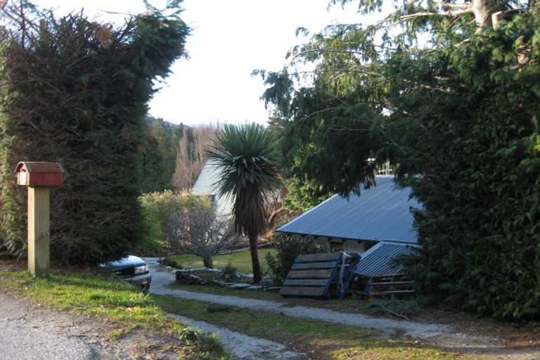 Photo of property in 4 Mcmillan Road, Arthurs Point, Queenstown, 9371