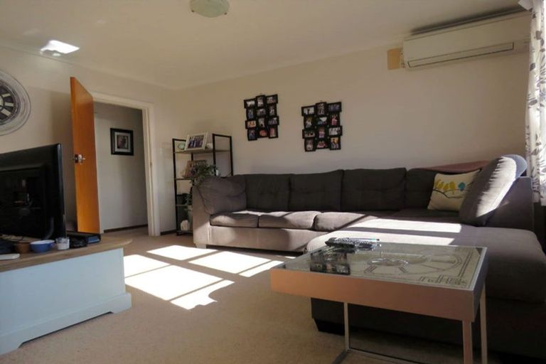 Photo of property in 9 Reynolds Street, Taita, Lower Hutt, 5011