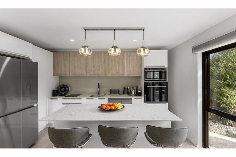 Photo of property in 3 Voltaire Court, Botany Downs, Auckland, 2010