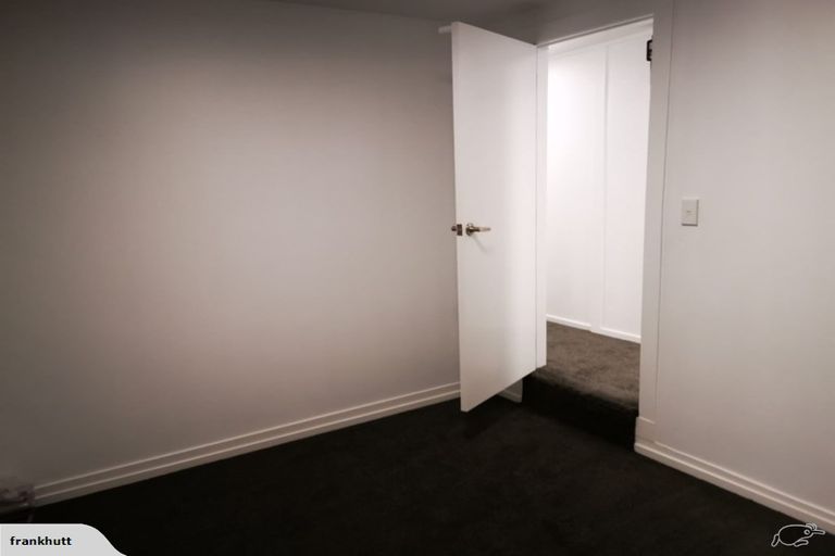 Photo of property in 9 Hadfield Terrace, Kelburn, Wellington, 6012