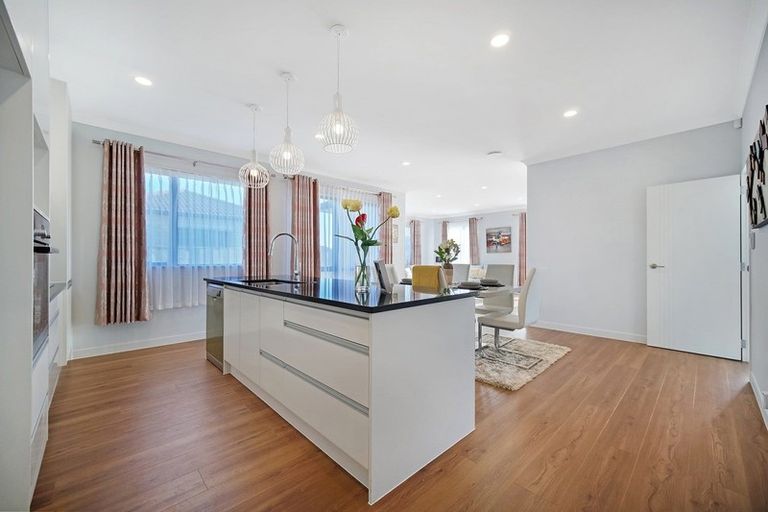 Photo of property in 26 Wellfield Drive, Papakura, 2110