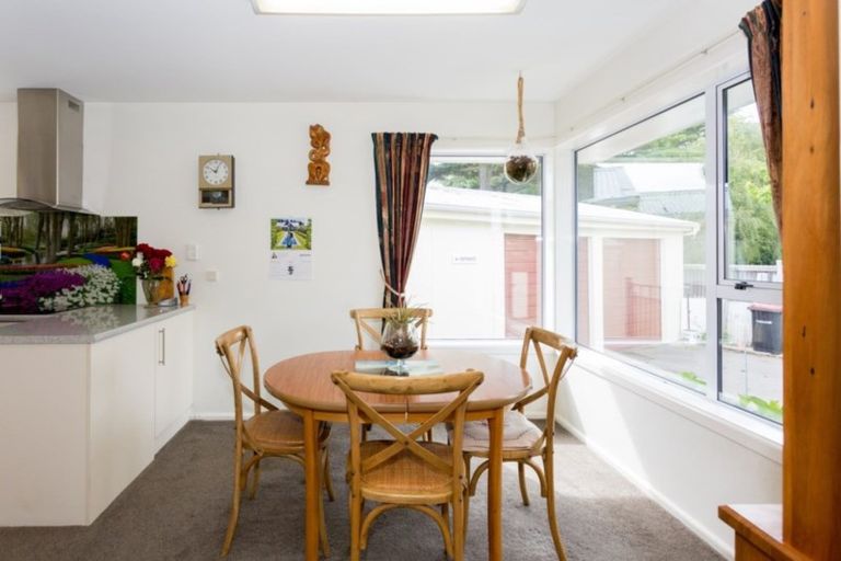 Photo of property in 32 Kathleen Crescent, Hornby, Christchurch, 8042