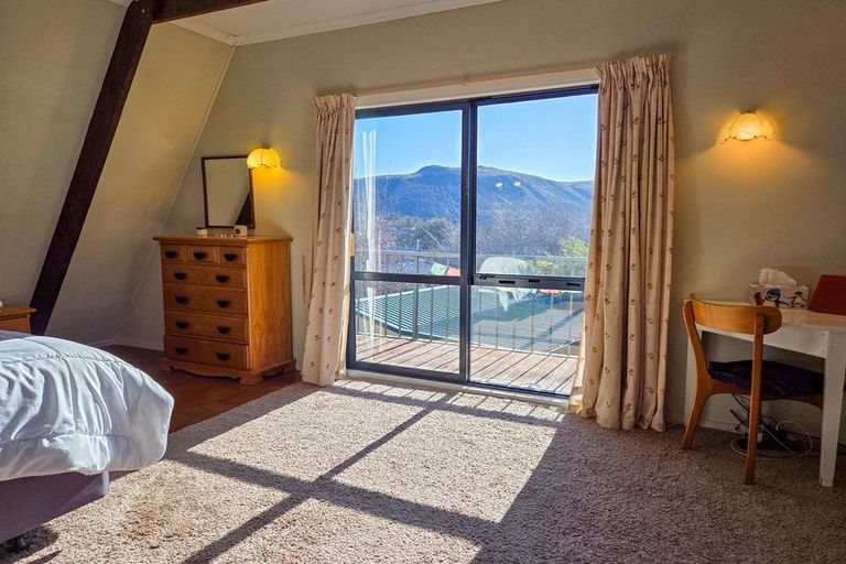 Photo of property in 29 Murray Place, Lake Tekapo, 7999