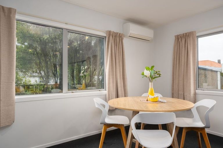 Photo of property in 7a Mclellan Street, Tawa, Wellington, 5028