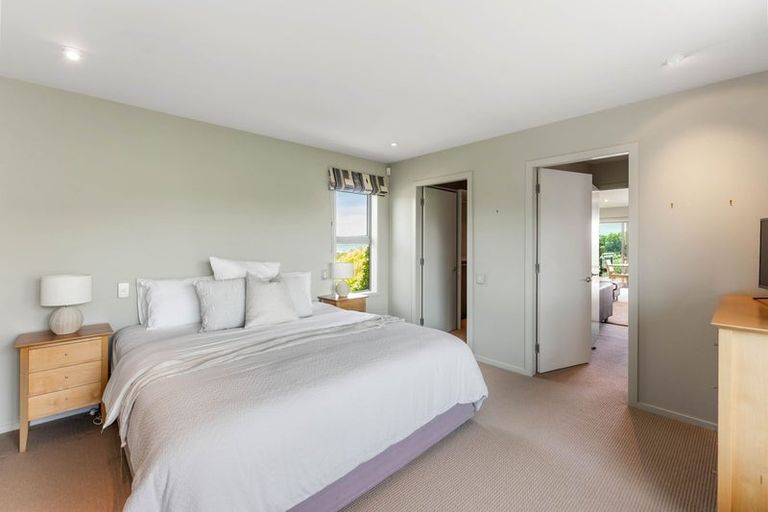 Photo of property in 93 Field Way, Waikanae Beach, Waikanae, 5036