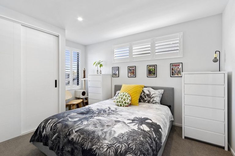 Photo of property in 15 Luxembourg Crescent, Halswell, Christchurch, 8025