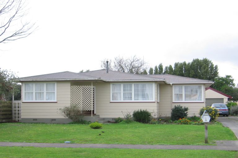 Photo of property in 11 Dampier Avenue, Awapuni, Palmerston North, 4412