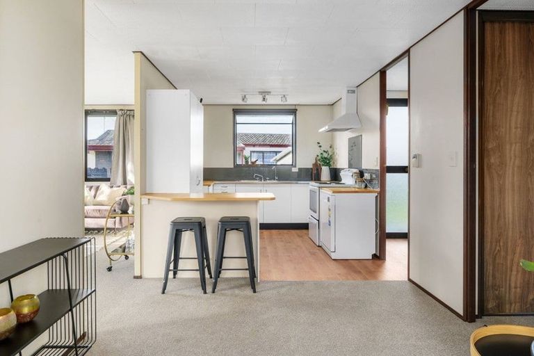 Photo of property in 38 Garland Drive, St Andrews, Hamilton, 3200