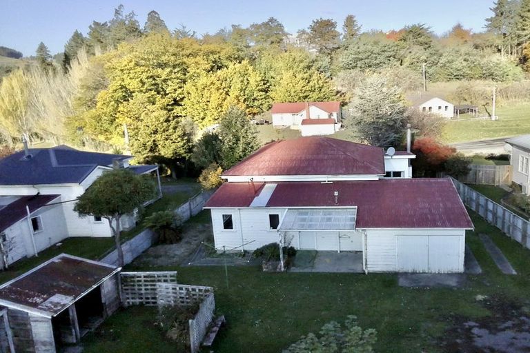 Photo of property in 137 Hautapu Street, Taihape, 4720