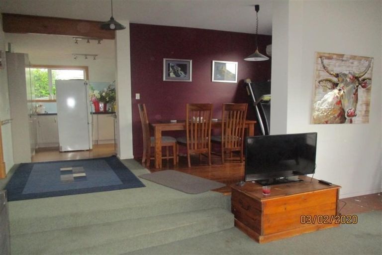 Photo of property in 43 Glenfield Crescent, Mairehau, Christchurch, 8052