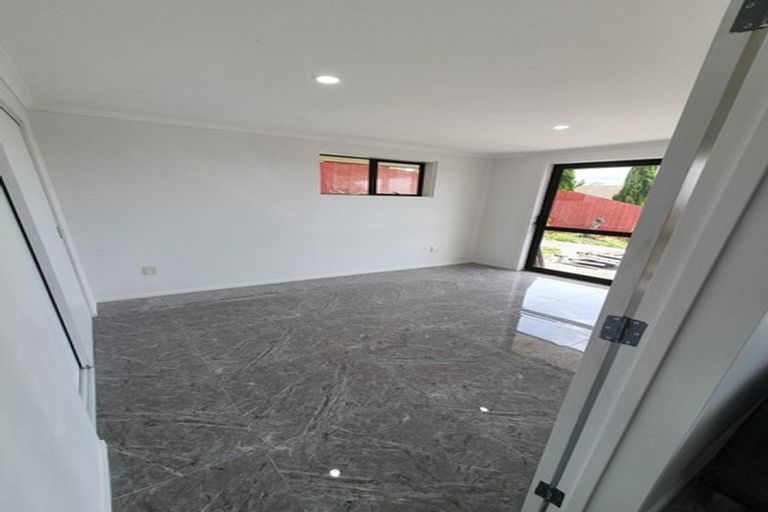 Photo of property in 9 Lizzie Lane, Clover Park, Auckland, 2019