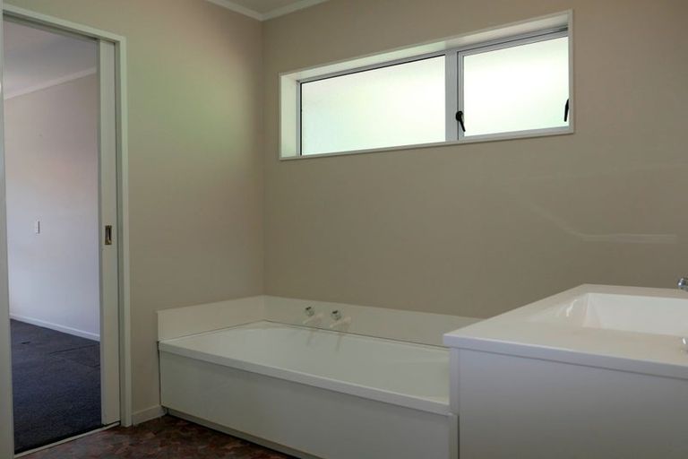 Photo of property in 35c Hurley Road, Paraparaumu Beach, Paraparaumu, 5032