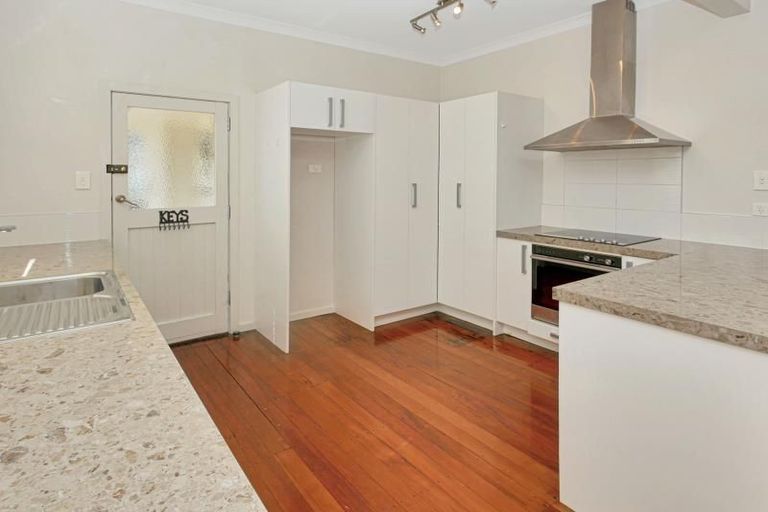 Photo of property in 11 Higgins Street, Marewa, Napier, 4110